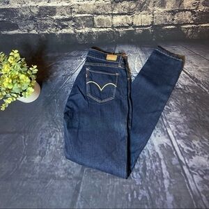 𝅺levi’s Dark Wash Skinny Jeans 26